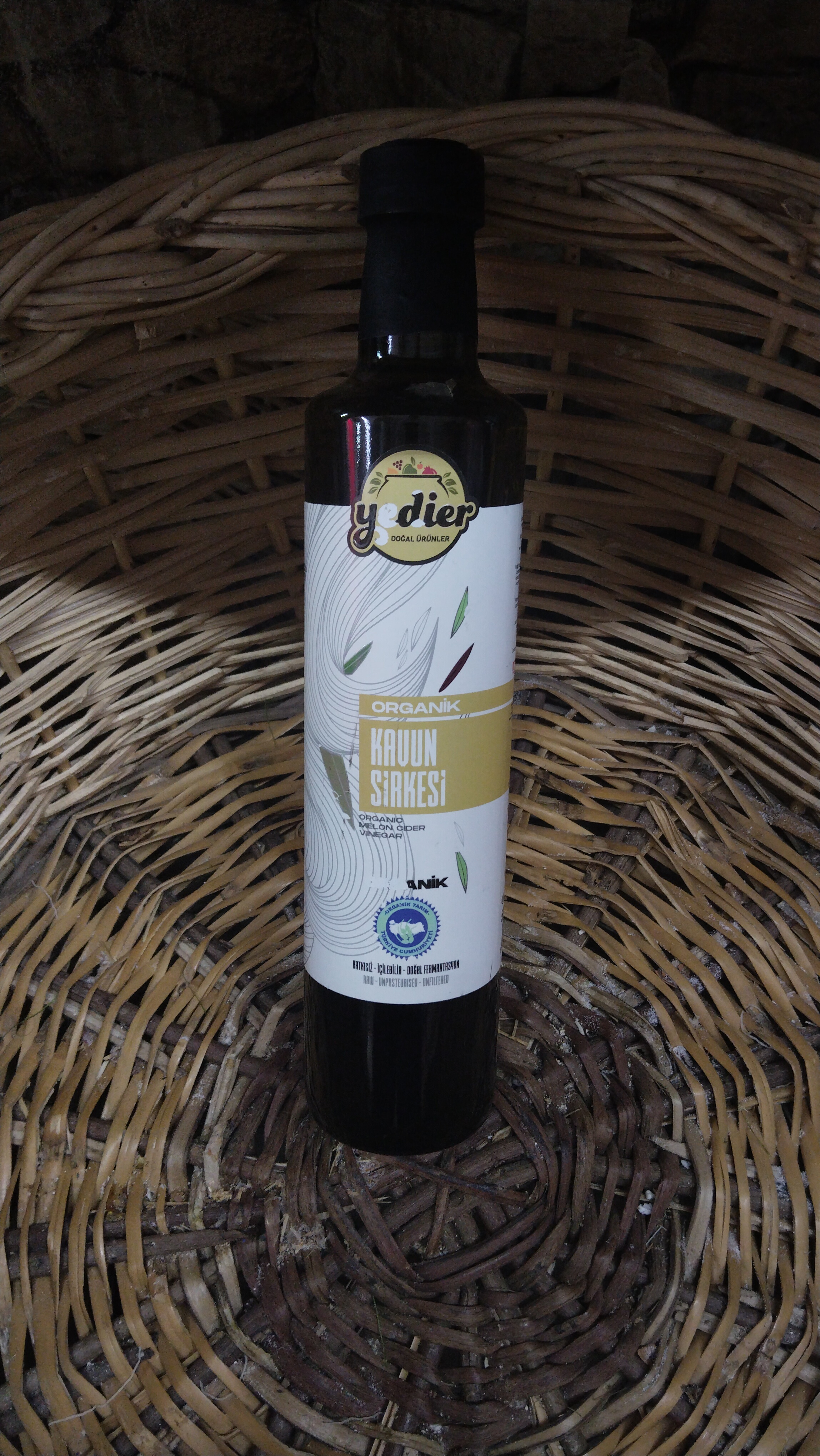 Yedier Organik Kavun Sirkesi